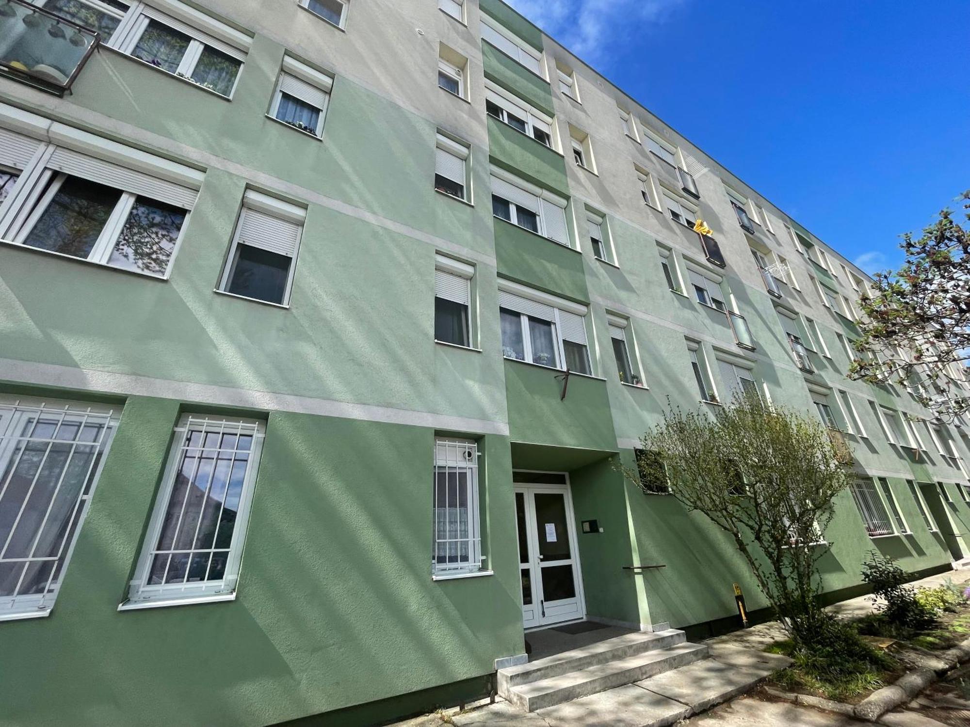 Grey Deluxe Apartman Kaposvar Exterior photo